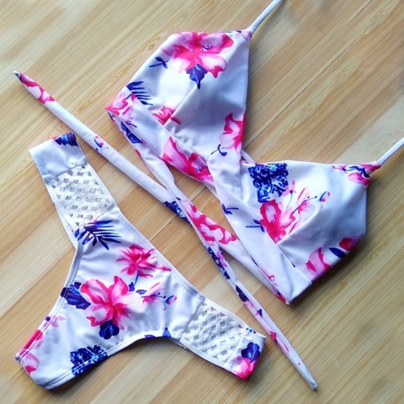 BNWOT floral bikini - Picture 3 of 3
